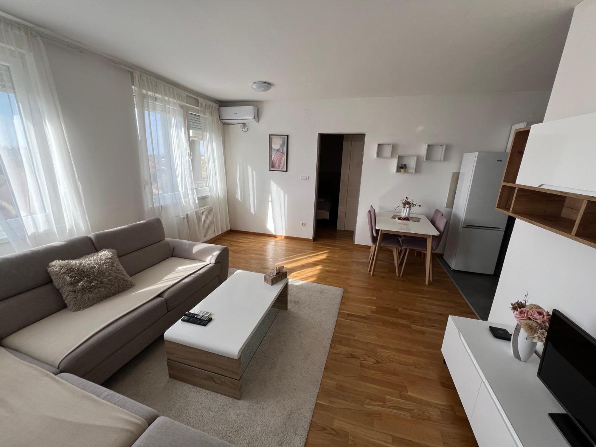 Cozy Apartment Anna Subotica Buitenkant foto